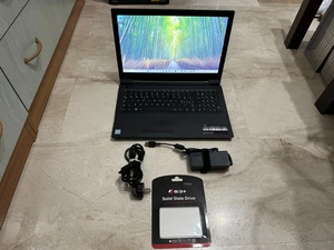 Lenovo V110 15,6'' Laptop | Intel i5-7200U | 8GB RAM | 120GB SSD - Foto 1 di 23