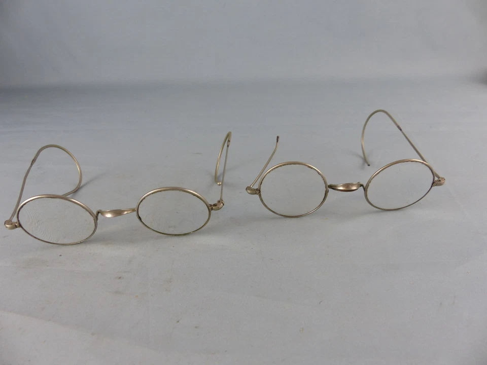 Lot de deux anciennes paire de lunette binocle avec verres - Photo 1/4