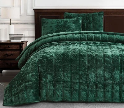 Piers Forest Green Velvet Quilt Oversized King Set, 3-Piece Plush Distressed ... - Image 1 of 4