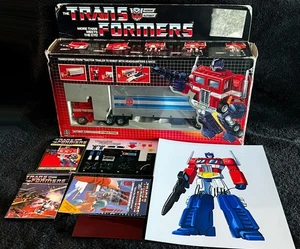 G1 1984 OPTIMUS PRIME BOXED • T STAMP • CULLEN AUTO • VINTAGE G1 TRANSFORMERS - Picture 1 of 23