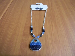 NWT Blue Stone/Bead Necklace and Earring Set - Picture 1 of 3