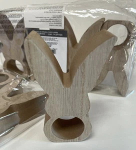 Rabbit Wood Napkin Rings, Set of 8 - Brand New - Picture 1 of 5