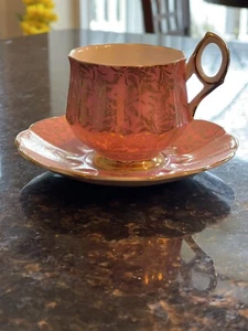 Elizabethan Fine Bone China by Taylor & Kent England Tea Cup & Saucer pink gold - Picture 1 of 5