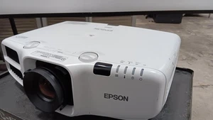 Epson PowerLite Pro G6450WU H535A 3LCD WUXGA Projector 4500 Lumens 218 Lamp Hrs - Picture 1 of 13
