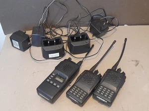 HANDHELDS / CHARGERS JOB LOT - LINDARS RADIOS - Picture 1 of 5