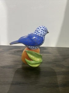 Herend Bird On Peach Sapphire - Picture 1 of 5