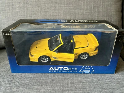 AutoArt Saleen Mustang S351 Convertible Yellow 1:18 - Image 1 of 4