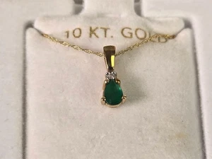 10K Gold Chain 18" .6 G, Natural Emerald & Diamond Pendant Necklace 1/3cttw .7 G - Picture 1 of 4