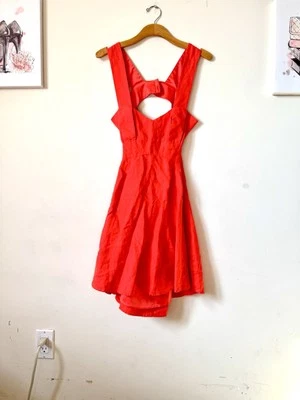 Marciano 100% Linen Cut Out Knee Length Size US6 - Image 1 of 4