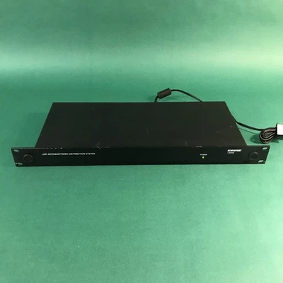 SHURE UA844SWB 470-952 MHz UHF Super Wide Band Antenna Power Distribution System - Image 1 of 4