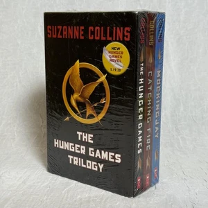 The Hunger Games Trilogy Suzanne Collins Box Set Paperback Young Adult New Seale - Picture 1 of 5