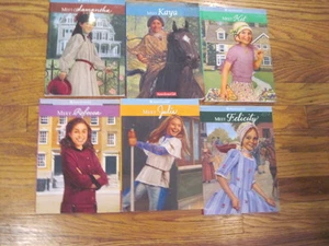 6 American Girl Assortment of Six Volume 1 American Girl Books - Julie Kaya Kit - Bild 1 von 1