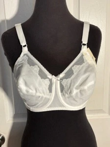 Bali Women's Flower Underwire Support Bra 0180 White 40DD - Picture 1 of 6