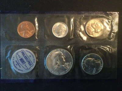 1961 Mint Set. Complete and original. 10 coins Both "P" & "D" - Image 1 of 4