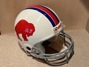 Buffalo Bills NFL Proline Fullsize Throwback Standing Buffalo Football Helmet - Picture 1 of 6