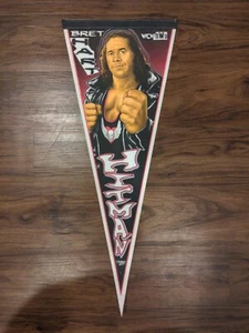 NEU WCW NWO Bret Hitman Hart Wimpel Flagge WinCraft Sport Wrestling WWE WWF AEW - Bild 1 von 1