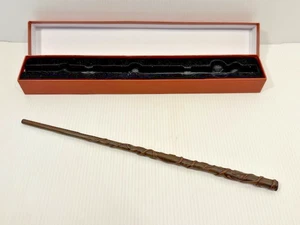 Hermione Granger's Wand Wizarding World Universal Studios Harry Potter Wand ONLY - Picture 1 of 7