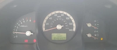 Grupo medidor velocímetro Sportage OE 2007 84 k millas Kia Foto 1 de 4