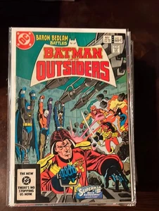 Batman & the Outsiders - DC Comic Book series - Individual issues - Picture 1 of 35