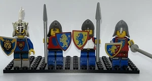 Lego Caballeros León Lote de 4, Incluye Rey Leo y 3 Caballeros (Leer Descripción) - Imagen 1 de 13