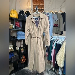 London Fog Vintage Trench with Hood and Paisley interior size 16 P - Picture 1 of 6