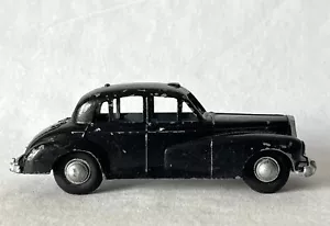 Playworn Vintage Wolsley Six-Eighty Spielzeug Polizeiauto Wellensittich #353 - Bild 1 von 9