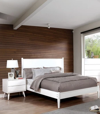 White Mid-Century Style Eastern King 3pc Bed 2x Nightstand Set Bedroom Furniture - Image 1 of 4