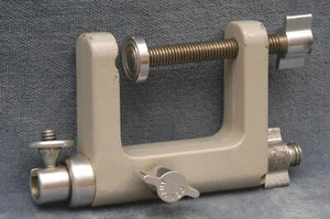 SMALL TABLE CLAMP AND TREE CLAMP FOR PHOTOGRAPHIC CAMERAS, MADE IN GERMANY - Picture 1 of 2