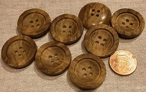 8 Large Light Brown & Tan Plastic Sew-through Buttons Almost 1" 24.7mm # 8139 - Picture 1 of 1