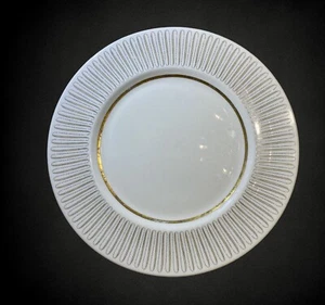 Royal Albert Capri 10 1/2" Bone China Plate 1950's England See Photos & Read - Picture 1 of 7
