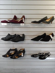 Lot of 6 Pair Womens shoes size 11 Heels Boots Flats Loafer Slipper Sandal 1152 - Picture 1 of 12