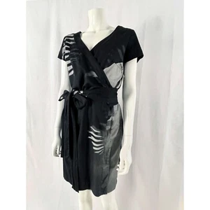 Schwarzes Wickelkleid von Marimekko, Baumwollkleid mit abstraktem Druck Anna ... - Bild 1 von 10