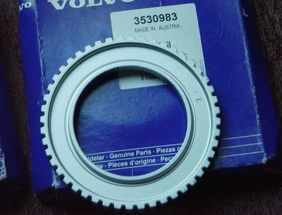 Anillo reluctor sensor ABS genuino OEM Volvo # 3530983. Para tracción trasera 1988-1998 Foto 1 de 4