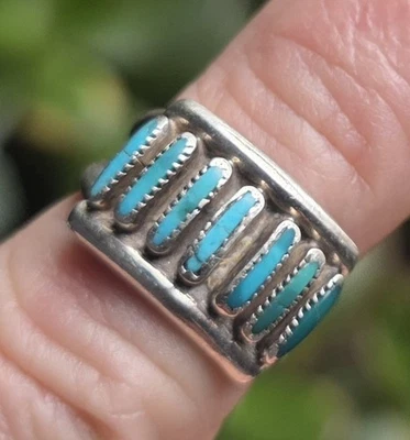 ~VTG~OLD~PAWN~NATIVE~ZUNI~STERLING~SILVER~w/~NEEDLEPOINT~TURQUOISE~RING~SIZE~5~ - Image 1 of 4