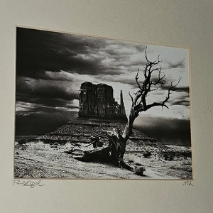 Paul Kozal Original s/w Sepia signiertes Foto, Monument Valley, AZ, 1992 - Bild 1 von 8