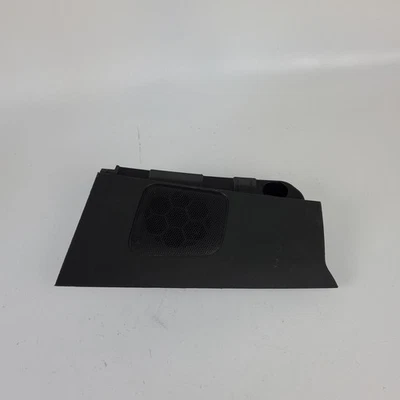 2021-2022 GMC YUKON alto-falante superior lateral esquerdo pilar traseiro com painel de acabamento OEM - Imagem 1 de 4