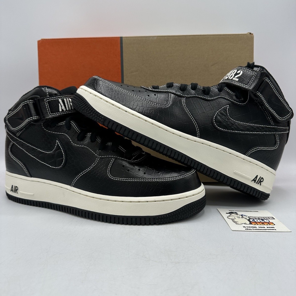 Nike Air Force 1 Mid '07 Black White for Sale | Authenticity Nike Air Force 1 Mid '07 Black White for Sale | Authenticity