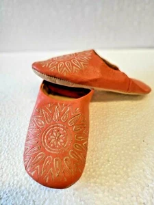 10 x Moroccan Ladies Womens Orange Leather Slippers Various Sizes £7 a pair Xmas - Imagen 1 de 2