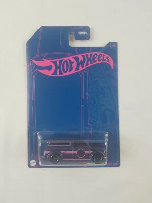 Hot Wheels 67 Austin Mini Van Pearl and Chrome 2022 Vehicle Mix 1 HDH54 2/5 - Image 1 of 4
