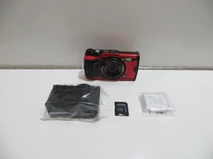 Olympus Tough TG-6 12 MP 4K fotocamera digitale impermeabile - rosso - Foto 1 di 8
