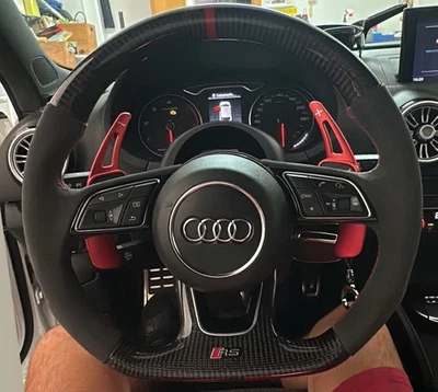 Volante In Fibra Di Carbonio E Pelle Semiperforata Audi A3 A4 A5 A6 A7 A8 S3 RS3 - Immagine 1 di 4