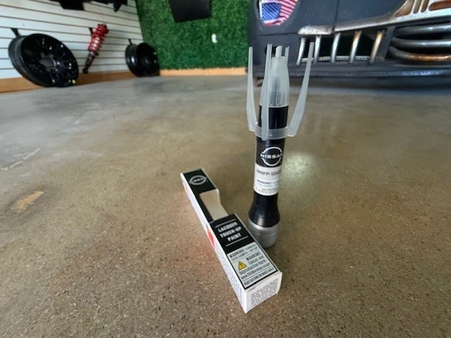 Frasco De Retoque Con Pincel 9 Ml – RAL 1013 – Blanco Perla – Brillo