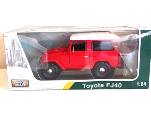 TOYOTA FJ40 MOTOR MAX 1:24 diecast - NEW IN BOX - Picture 1 of 3