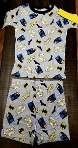 Boys Batman 4 Piece Pajama Set Size 6 New With Tags - Picture 1 of 6