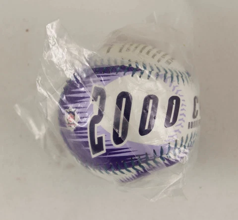 Arizona Diamondbacks - Cy Young 2000 Baseball - Randy Johnson Cover