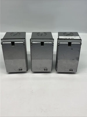 (3x) Hubbell HBL2810 Twist Locking Flush Receptacle, Mulberry 30534 Weatherproof - Image 1 of 4