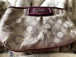 Coach Ashley Punkte Op Art natürliche Pflaume Armband - Bild 1 von 13