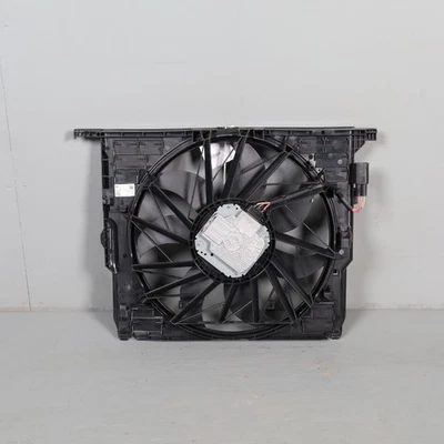 2011-2012 BMW 528i F10 Radiator Cooling Fan 400 Watt OEM Used Foto 1 de 4