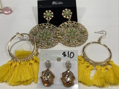 Lot of 3 Pairs Statement Earrings Green Filigree Yellow Tassel Peach/goldCrystal - Image 1 of 4