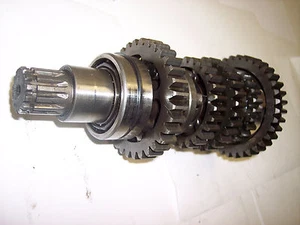 85 96 KAWASAKI ZX600 ZX 600 ZR550 ZR 550 ZR 550 NINJA EJE DE SALIDA - Imagen 1 de 2